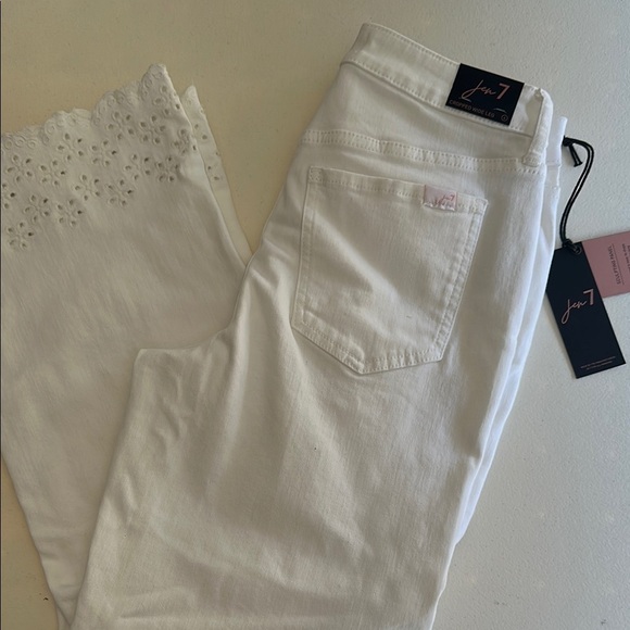 Women's Cream Jeans - Picture 5 of 5